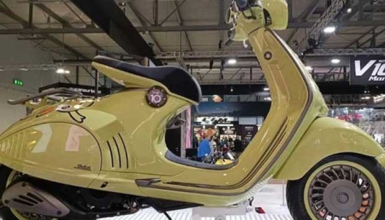 Vespa 946 Special Edition 1 Decade for Sale in Indonesia, Only 1,000 Units Worldwide