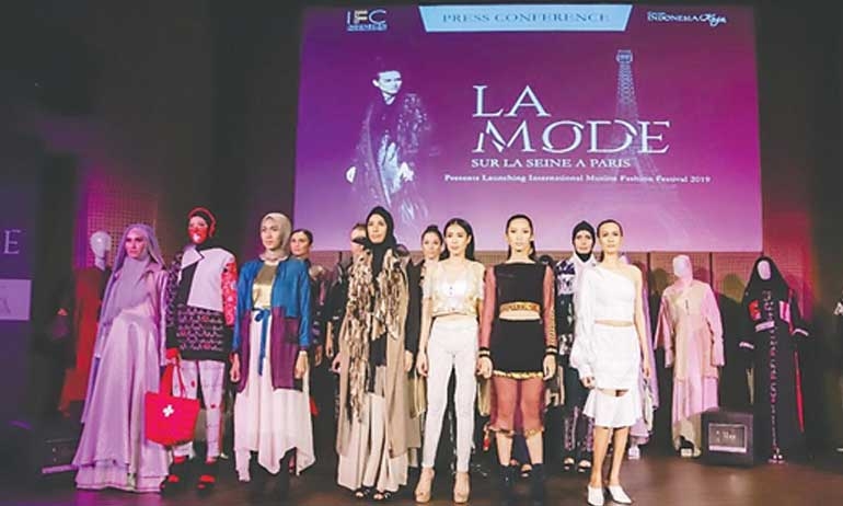 Indonesian Fashion at the World Fashion Vortex