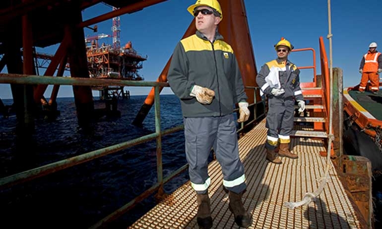 Eni to reduce interests in oilfields in Mexico, Indonesia