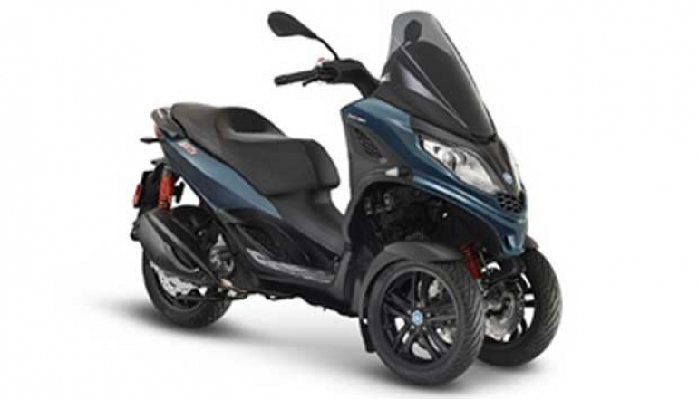 Piaggio Indonesia Introduces the Piaggio MP3 300 HP Sport, an Agile and Light Three-Wheeled Scooter Variant