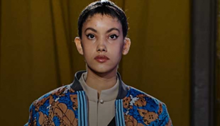 JYK is Back on the Milan Fashion Stage with Lubuklinggau Durian Batik