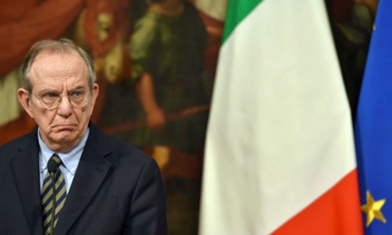 Italy 'in talks' with EU over budget deficit
