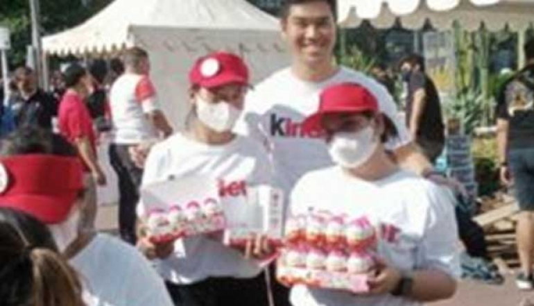 PT Ferrero Indonesia Welcomes the 77th Indonesian Independence Day by Distributing Kinder Joy at CFD Jakarta
